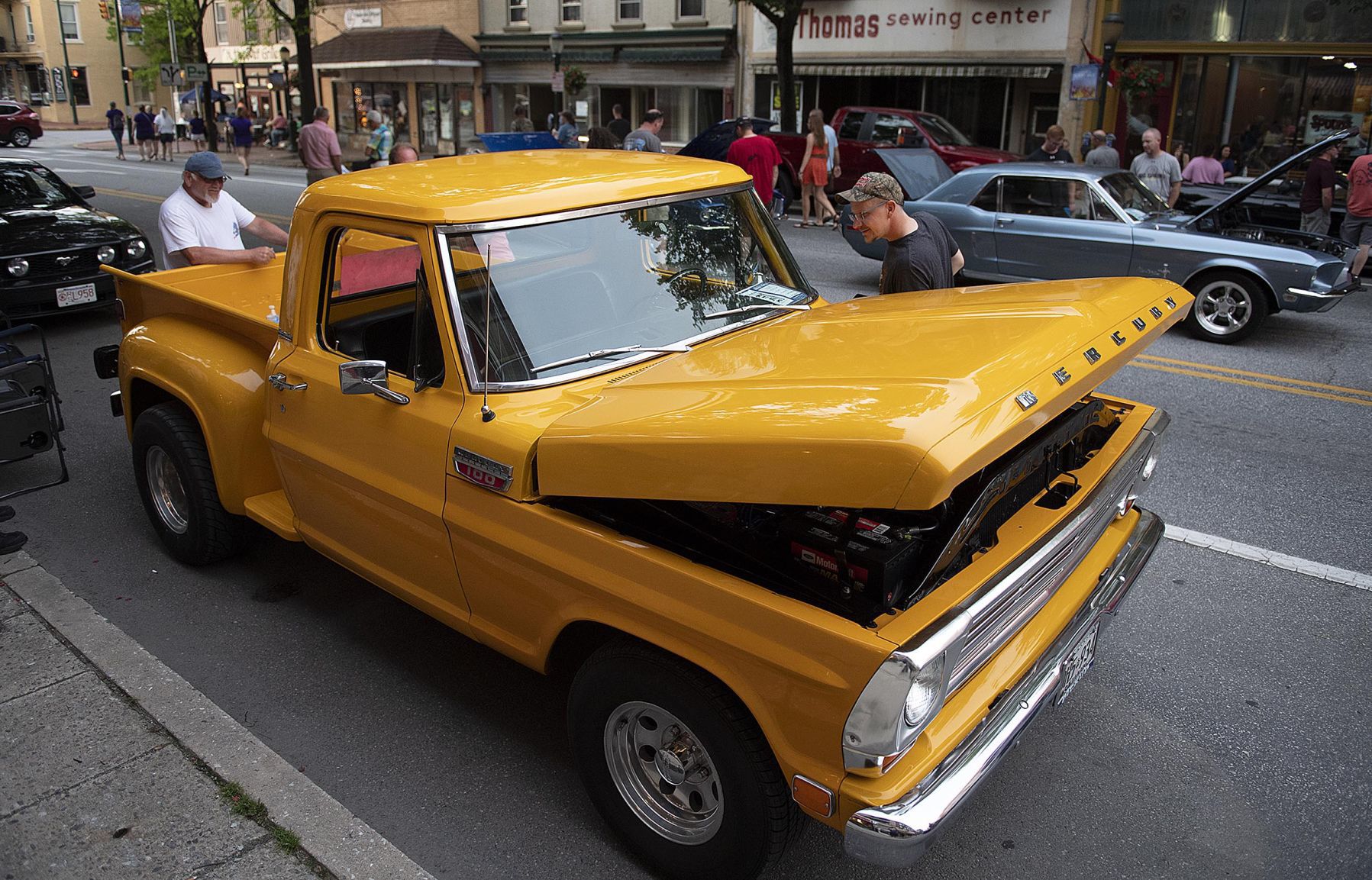 Ford.Parade